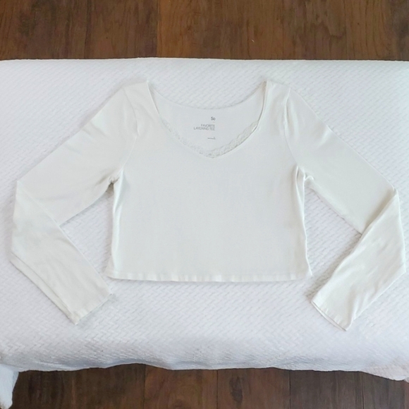 So White Long Sleeve Favorite Layering Tee Lace Details Size XL - Picture 1 of 13